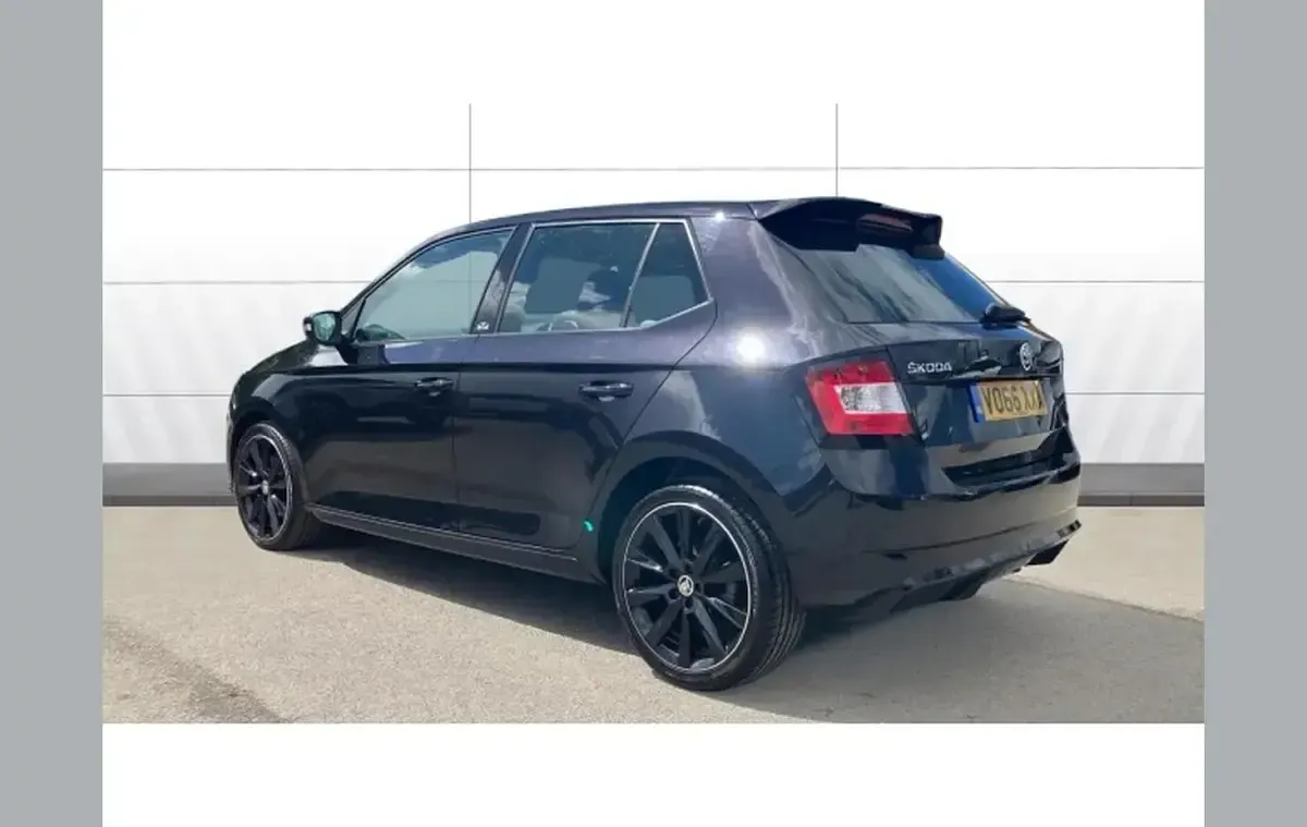 Usado Skoda Fabia Monte Carlo 110 HP (80 kW) 2016 Preto Citadino
