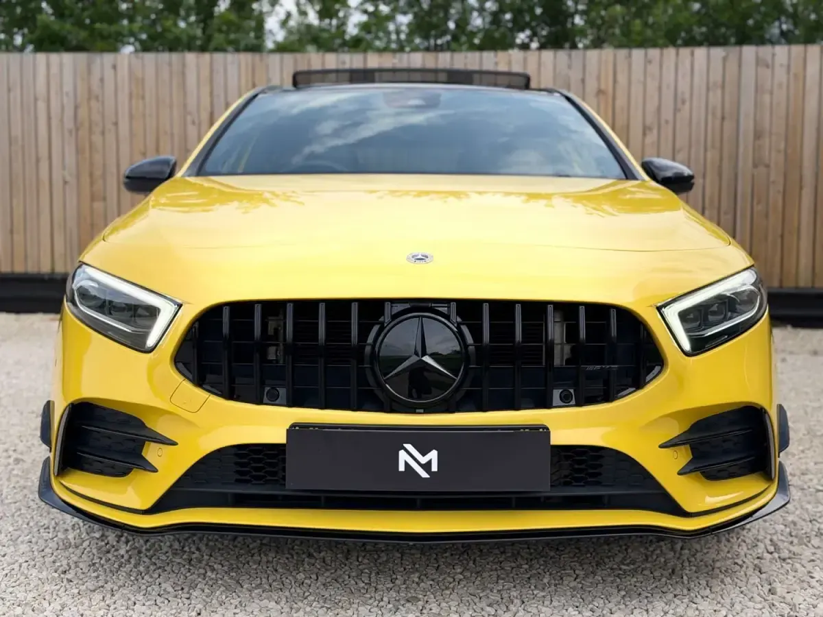 Usado Mercedes A35 AMG Premium Plus 2019 Amarelo Citadino