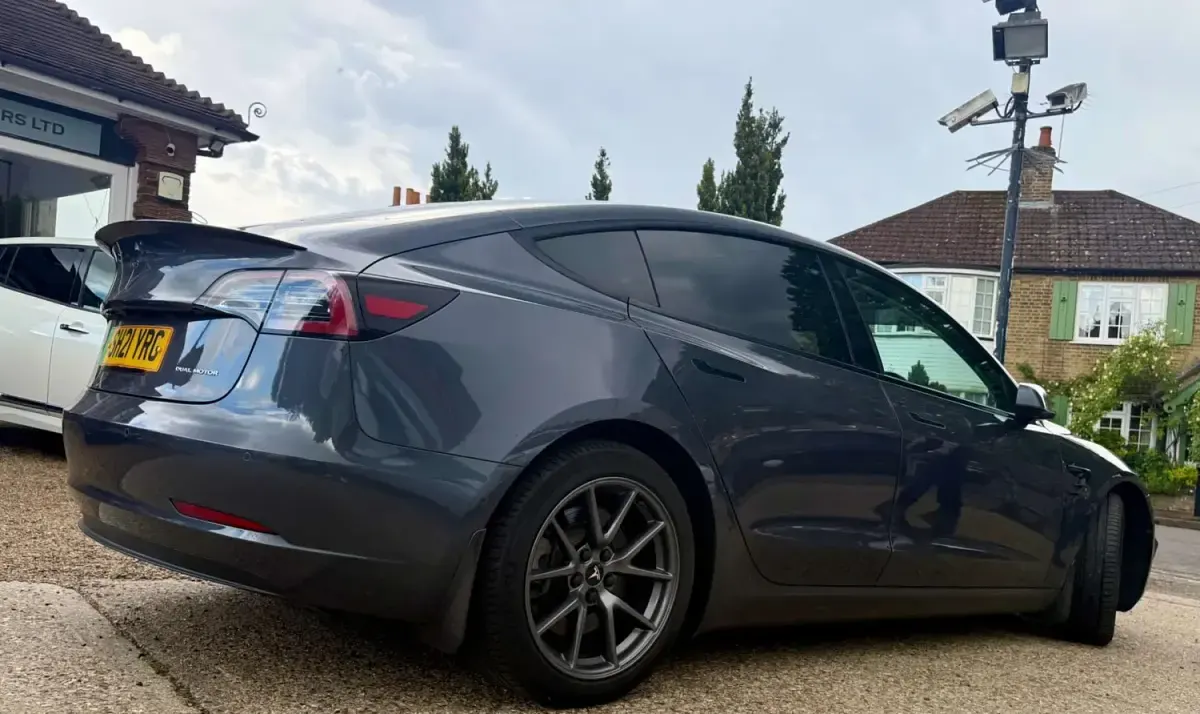 Używany Tesla Model 3 Long Range AWD 366 kW (498 KM) 2021 Szary Sedan/Limuzyna