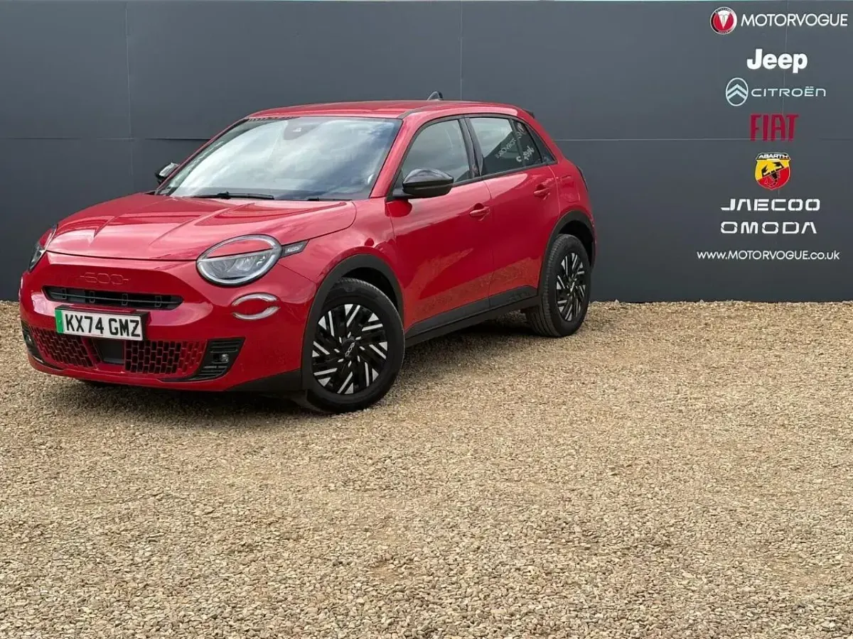 New Fiat 600E Red 113 kW (154 HP) 2025 Red SUV