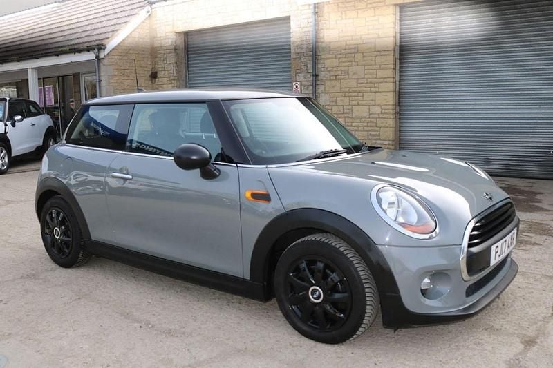 Used Mini ONE Hatch 102 HP (75 kW) 2017 Grey Hatchback