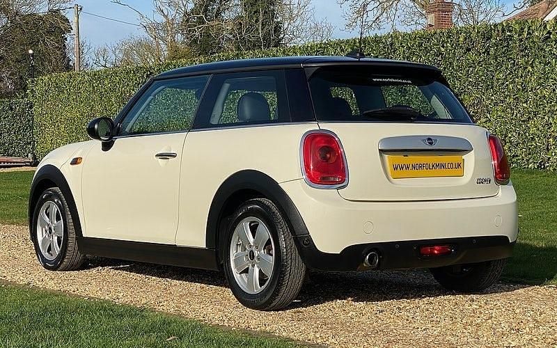 Used Mini Cooper Hatch 136 HP (100 kW) 2017 Hatchback