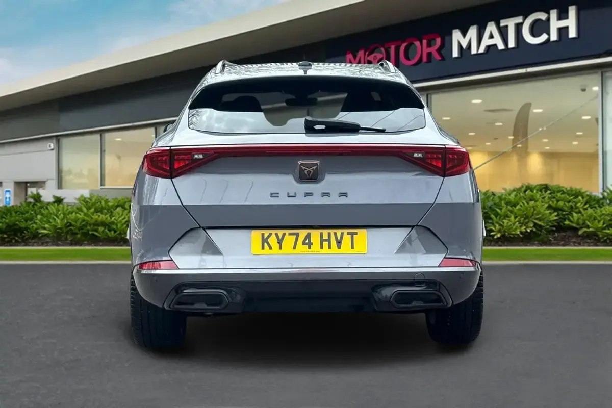 Begagnad Cupra Formentor 150 HK (110 kW) 2024 Grå SUV