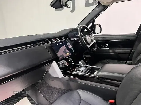 Used Land Rover Range Rover SE 2023 Blue SUV