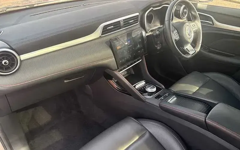 Used MG ZS Trophy Connect 114 kW (156 HP) 2022 Silver SUV