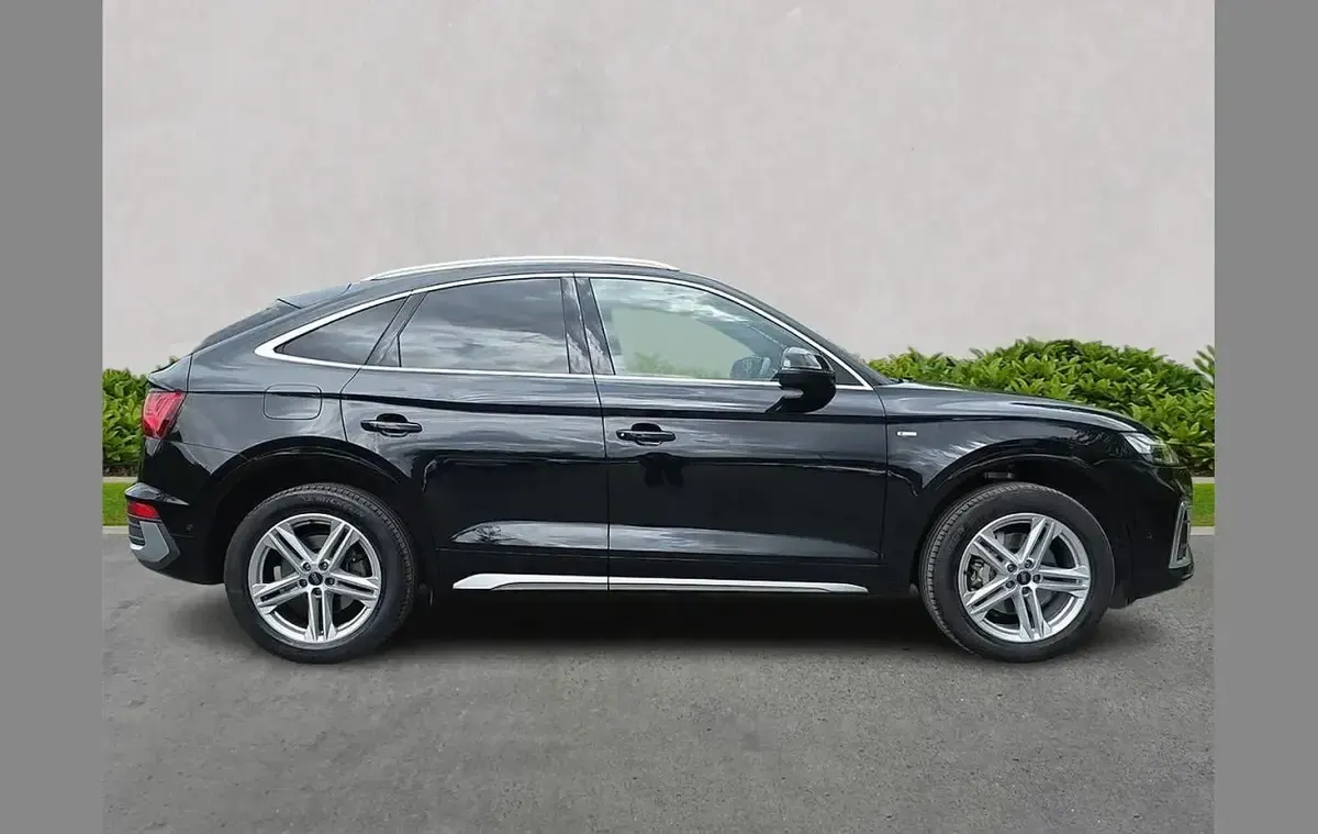 Used Audi Q5 S-Line 204 HP (150 kW) 2024 Black SUV