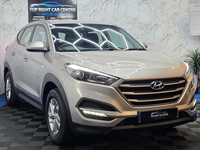Used Hyundai Tucson 2016 Beige SUV