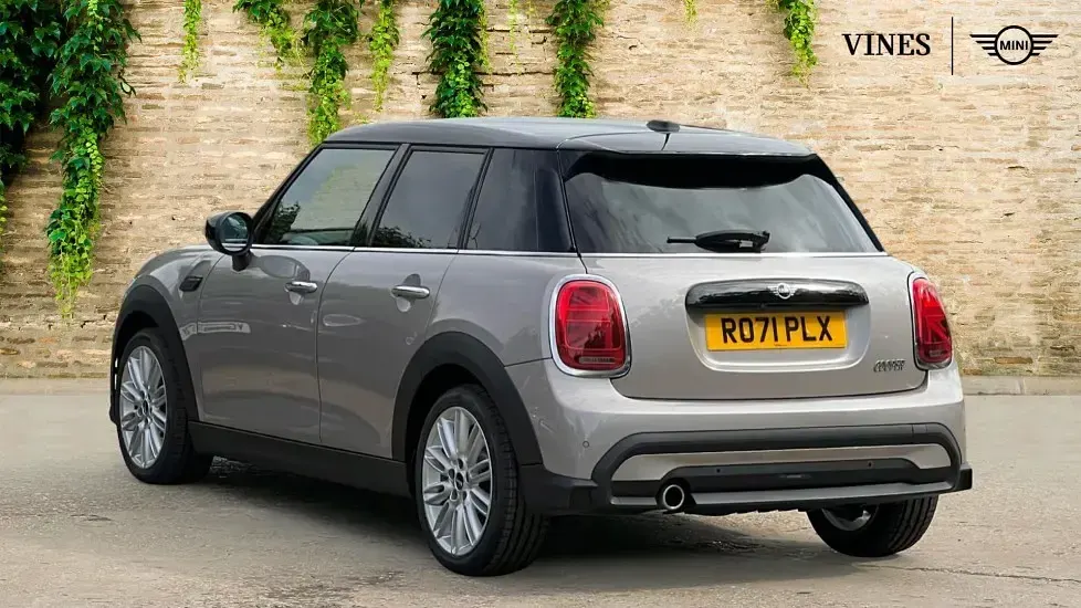 Used Mini Cooper Exclusive 134 HP (98 kW) 2021 Grey Hatchback