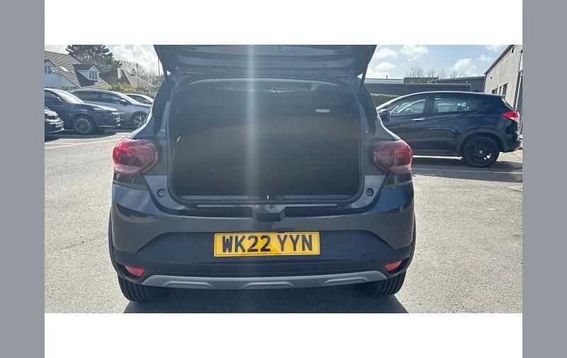 Used Dacia Sandero Prestige 90 HP (66 kW) 2022 Grey SUV