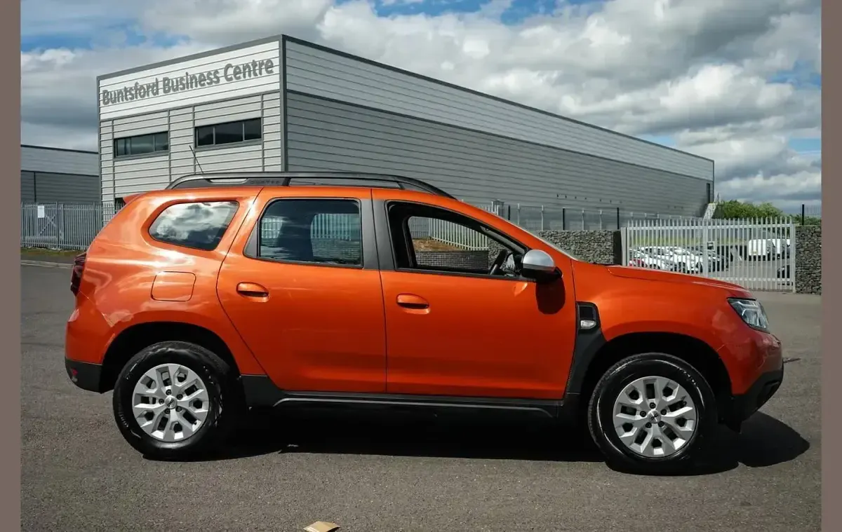 Used Dacia Duster Expression 130 HP (95 kW) 2023 Orange SUV