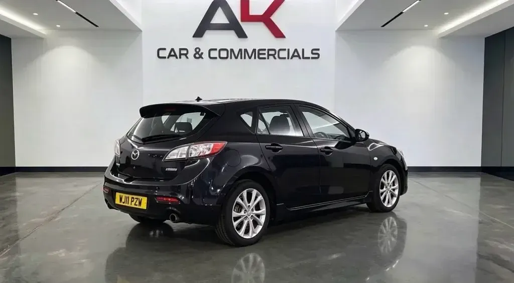 Used Mazda 3 105 HP (77 kW) 2011 Black Hatchback