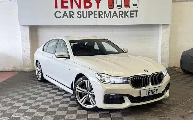 Used BMW 740 M Sport 320 HP (235 kW) 2019 Sedan
