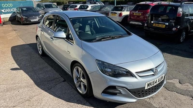 Silver Used 2014 Vauxhall Astra Edition Hatchback | £3,245 (Fair price) - Image 1/4