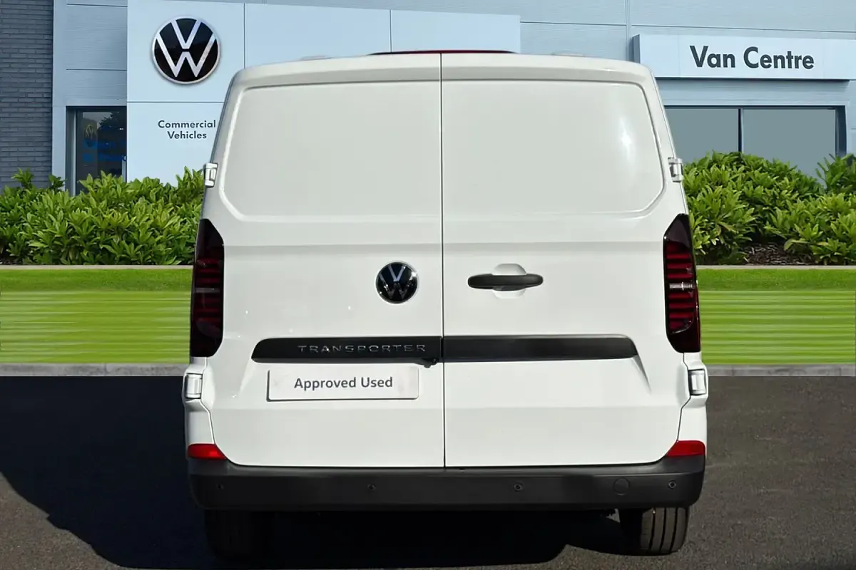 New VW T7 150 HP (110 kW) 2026 White Van