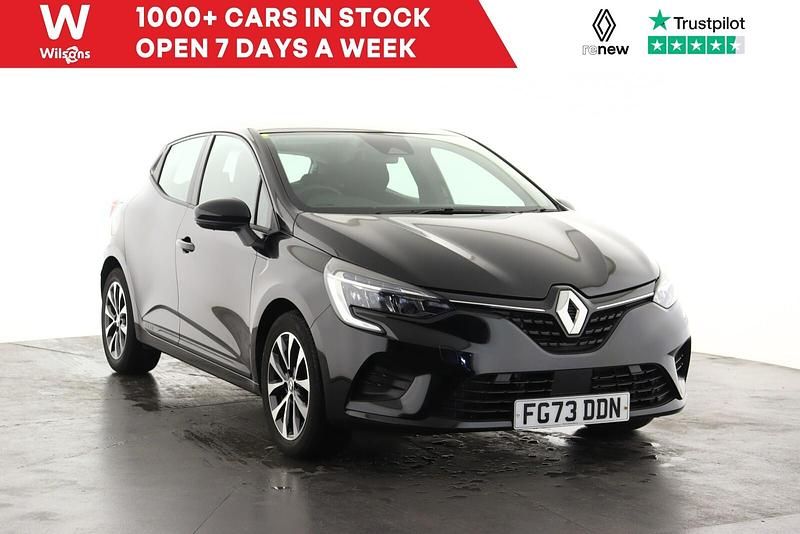 Używany Renault Clio V Evolution 145 KM (106 kW) 2023 Czarny Hatchback