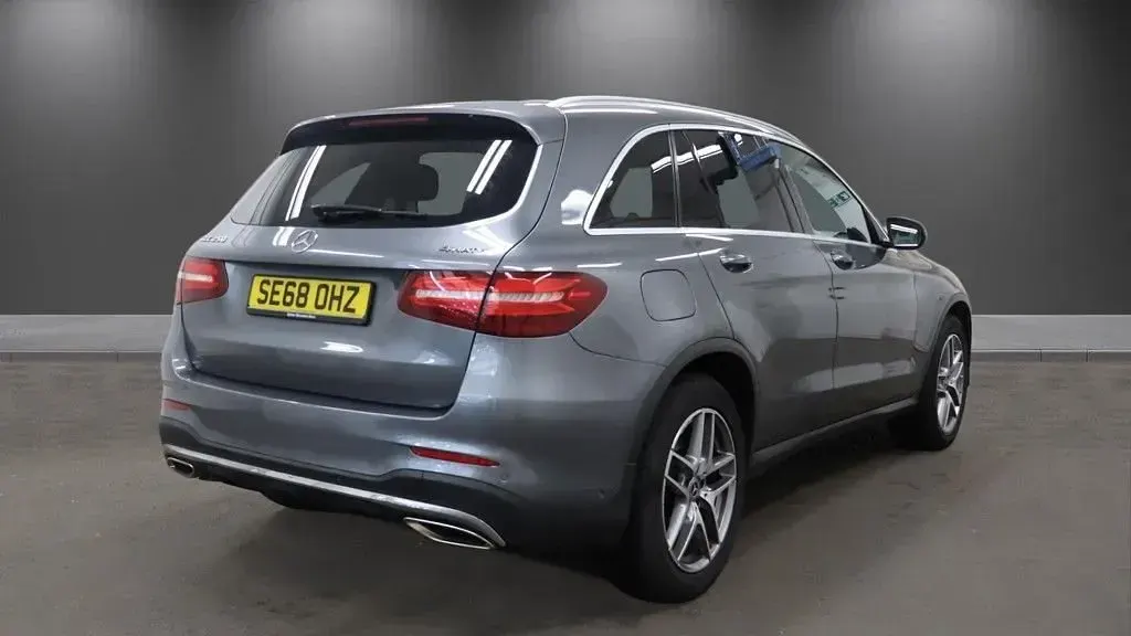 Used Mercedes GLC250 AMG line 211 HP (155 kW) 2019 Grey SUV