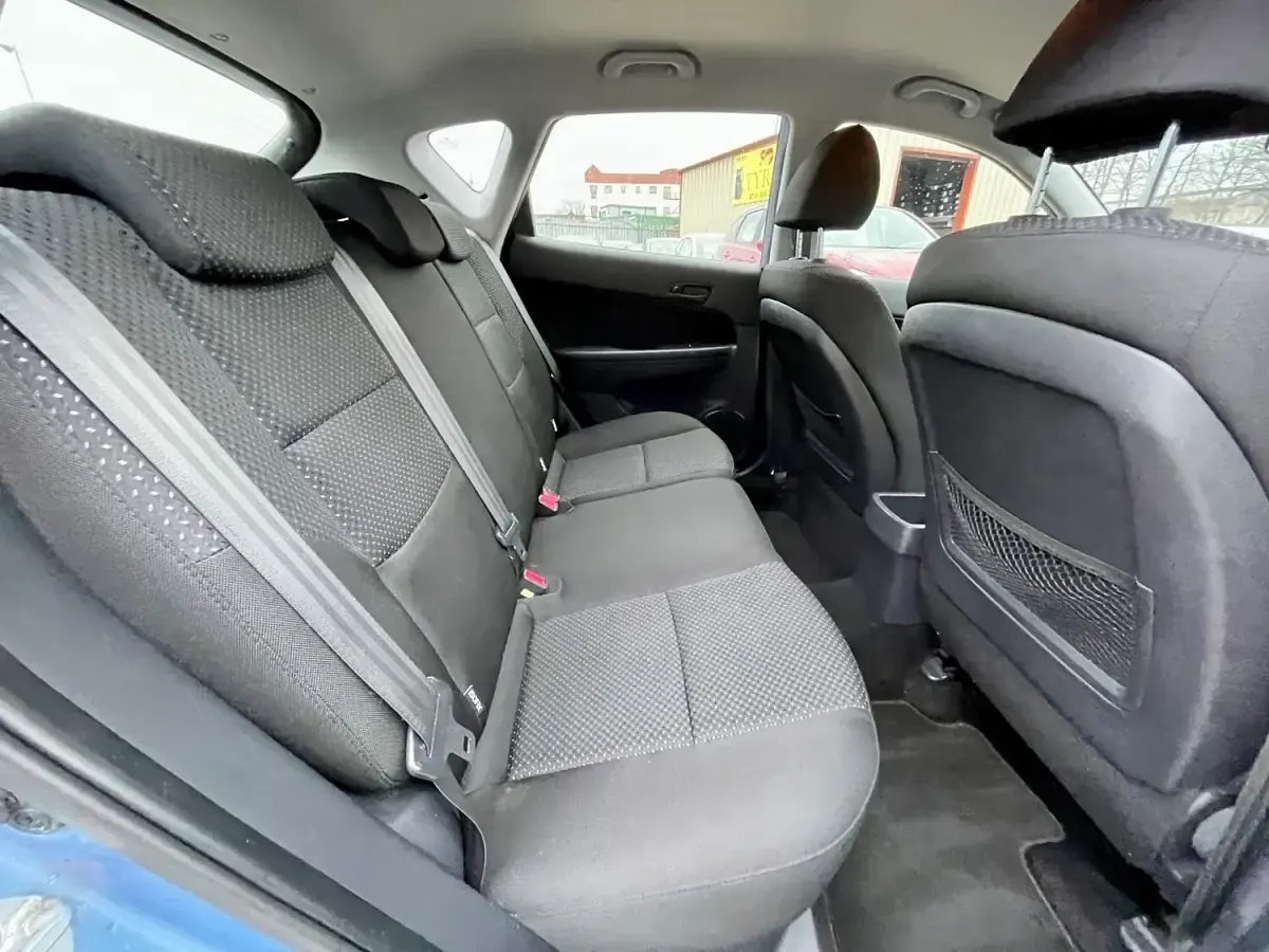 Used Hyundai i30 Comfort 113 HP (83 kW) 2011 Blue Hatchback