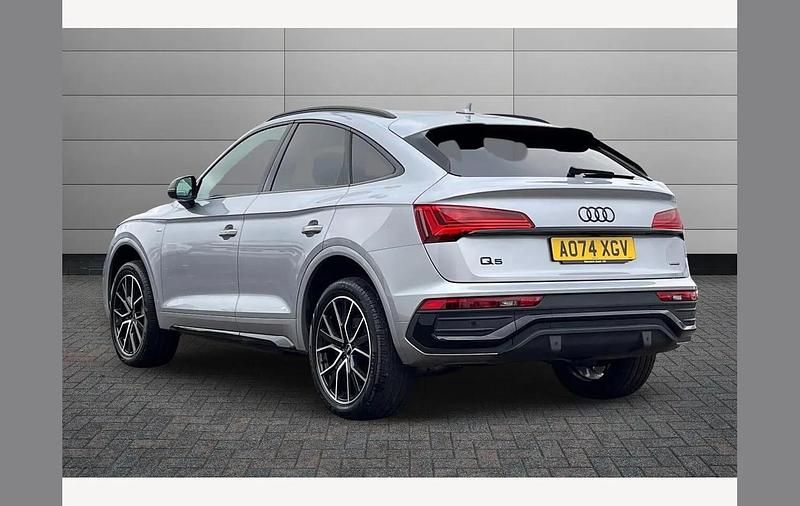 Used Audi Q5 Sportback Black Edition 204 HP (150 kW) 2024 Silver SUV