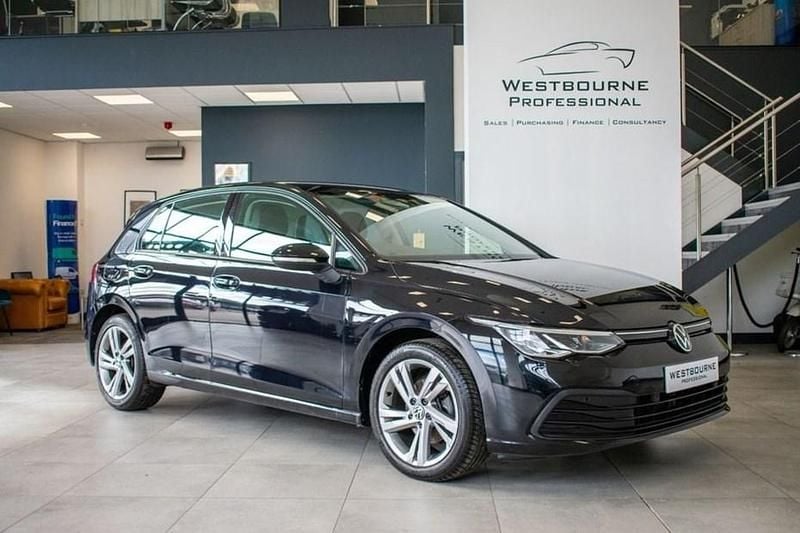 Used 2022 VW Golf VIII Life Hatchback | £16,480 (Fair price) - Image 1/1