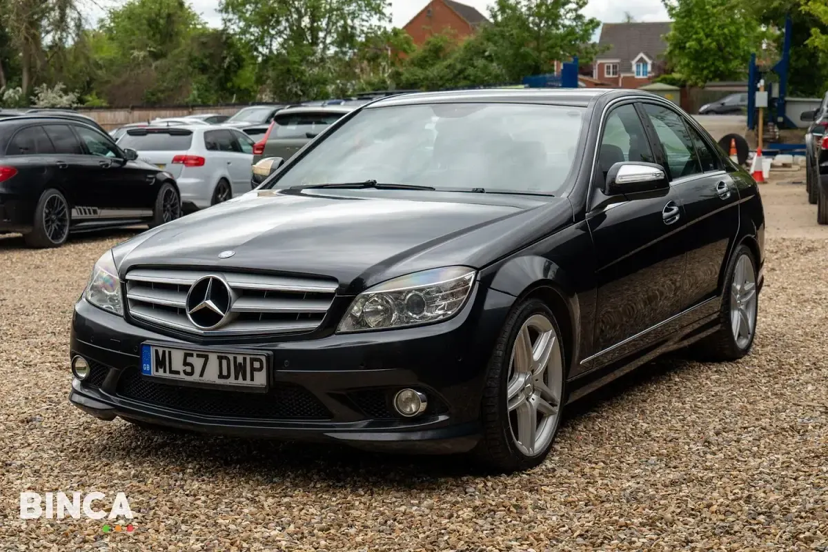 Used Mercedes C220 170 HP (125 kW) 2008 Black Sedan