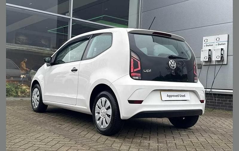 Used VW up! take up! 60 HP (44 kW) 2020 White Hatchback