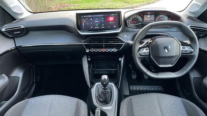 Used Peugeot 208 Style 101 HP (74 kW) 2025 Black Hatchback