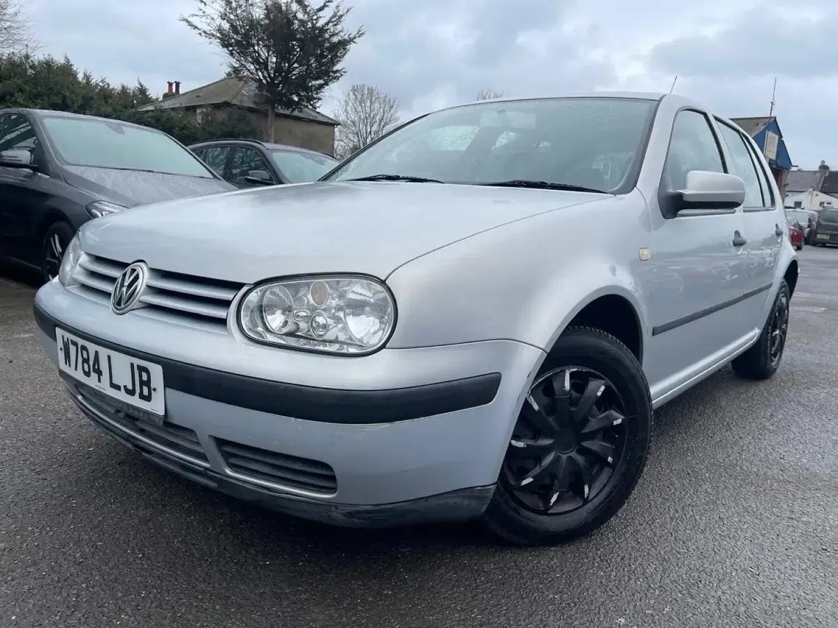 Usado VW Golf IV SE 2000 Prateado Citadino