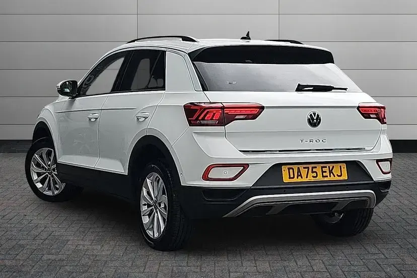 Used VW T-Roc Match 150 HP (110 kW) 2025 White SUV