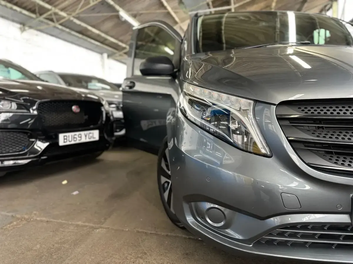 Used Mercedes Vito 187 HP (137 kW) 2019 Grey Van