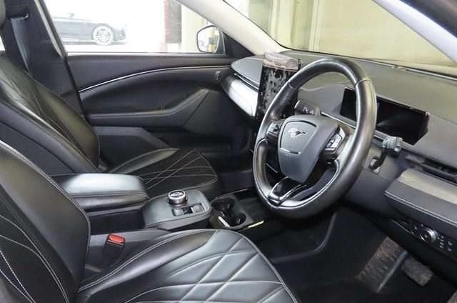 Used Ford Mustang Standard Range 269 HP (197 kW) 2022 Black SUV