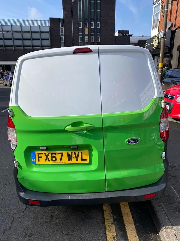 Used Ford Transit Trend 2017 White Van