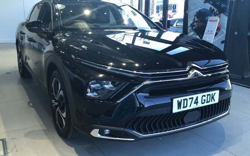 Used 2023 Citroën C5 X Shine Estate | £23,995 (Fair price) - Image 1/1