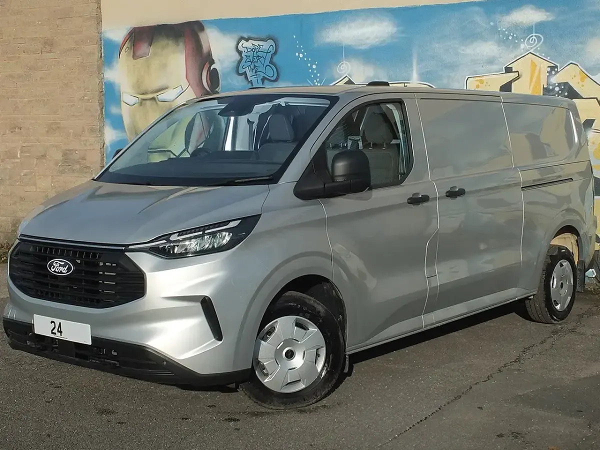 Used Ford Transit Custom Trend 110 HP (80 kW) 2024 Silver Van