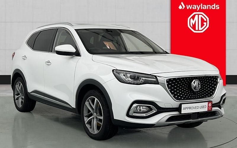 White Used 2022 MG HS Exclusive SUV | £14,190 (Fair price) - Image 1/3