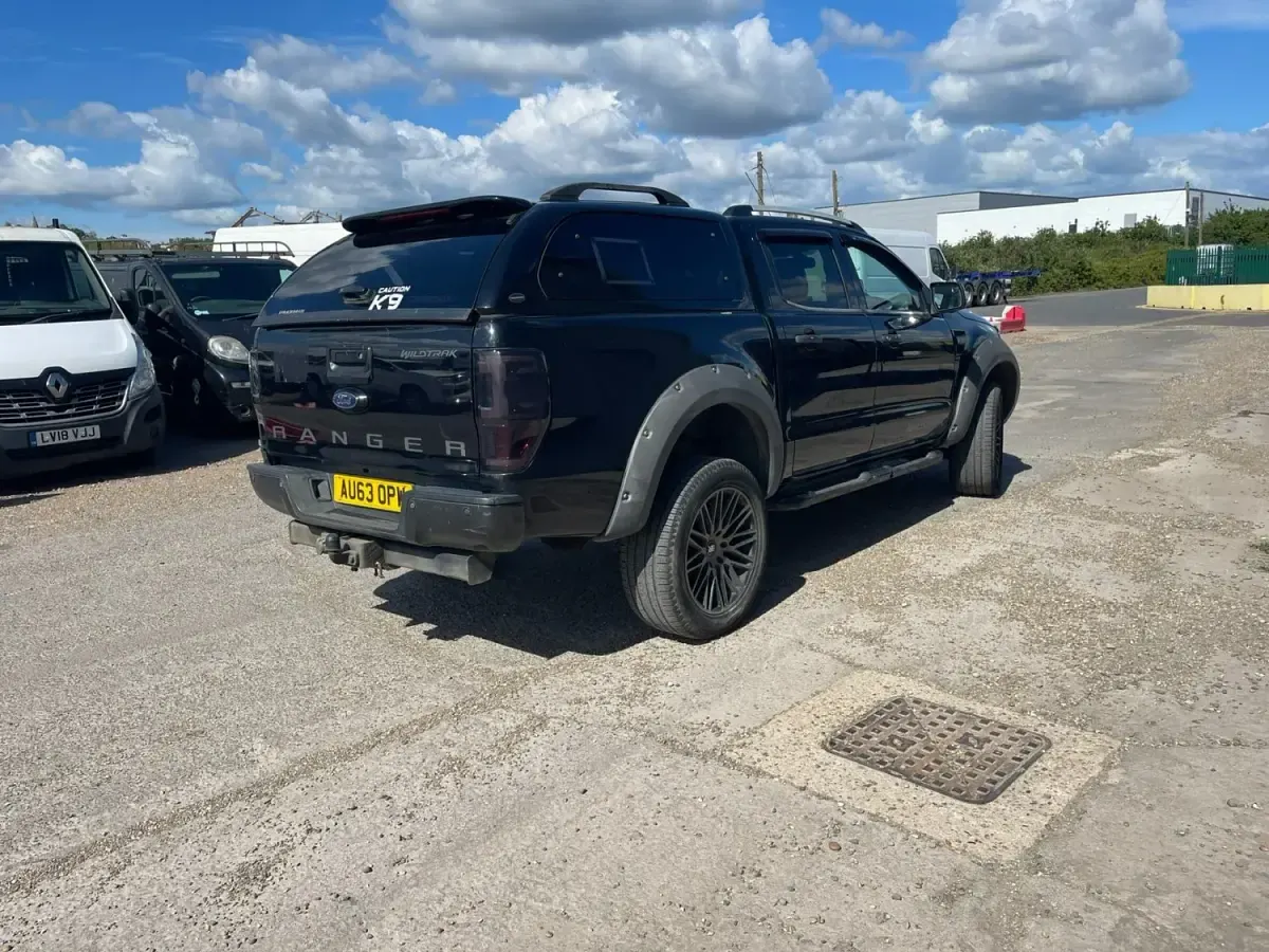 Usado Ford Ranger Wildtrack 200 HP (147 kW) 2013 Preto Pickup