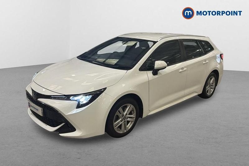 Usado Toyota Corolla 184 HP (135 kW) 2022 Branco Carrinha