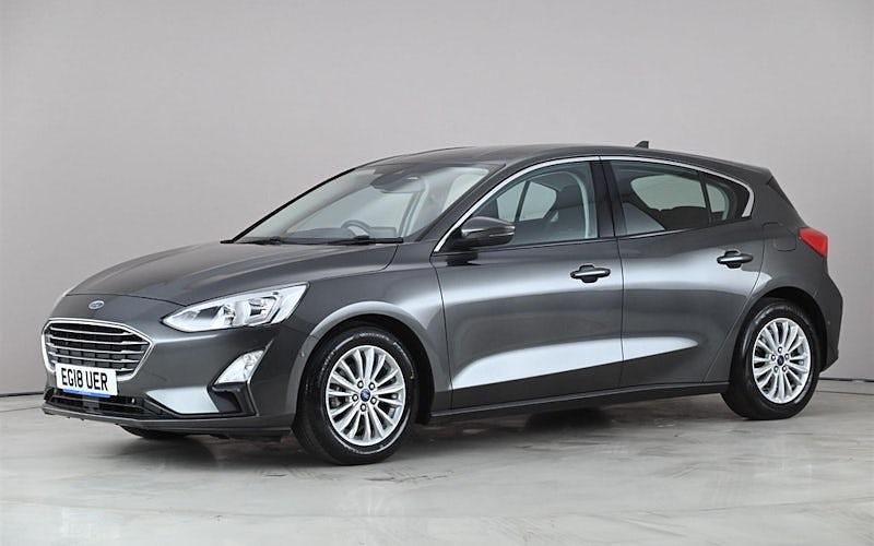 Begagnad Ford Focus Titanium 125 HK (91 kW) 2020 Halvkombi