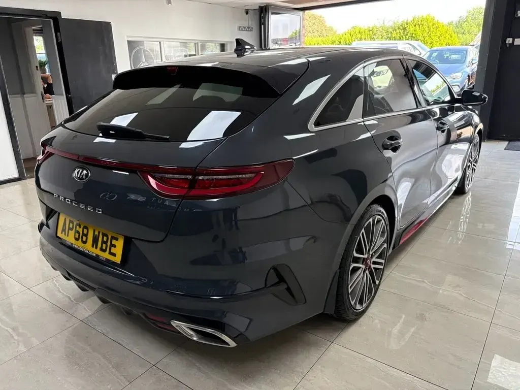 Used Kia ProCeed GT 201 HP (147 kW) 2019 Grey Estate