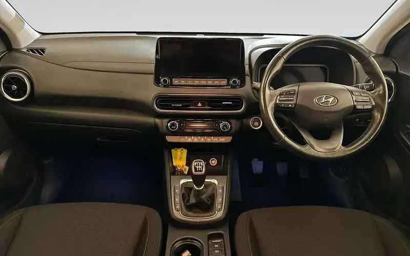 Used Hyundai Kona Premium 120 HP (88 kW) 2022 Red SUV