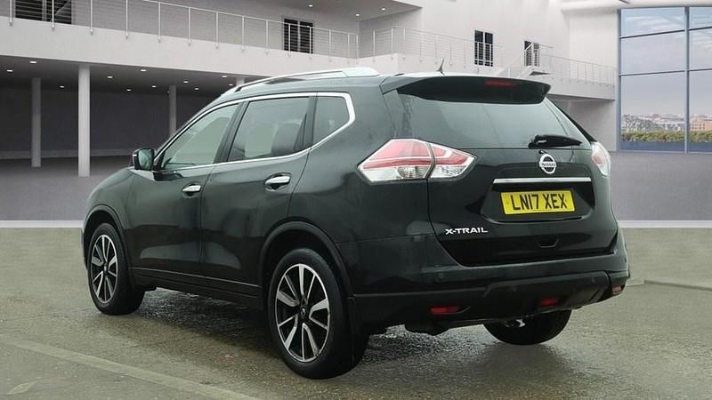 Used Nissan X-Trail N-Vision 130 HP (95 kW) 2016 Ebisu black SUV