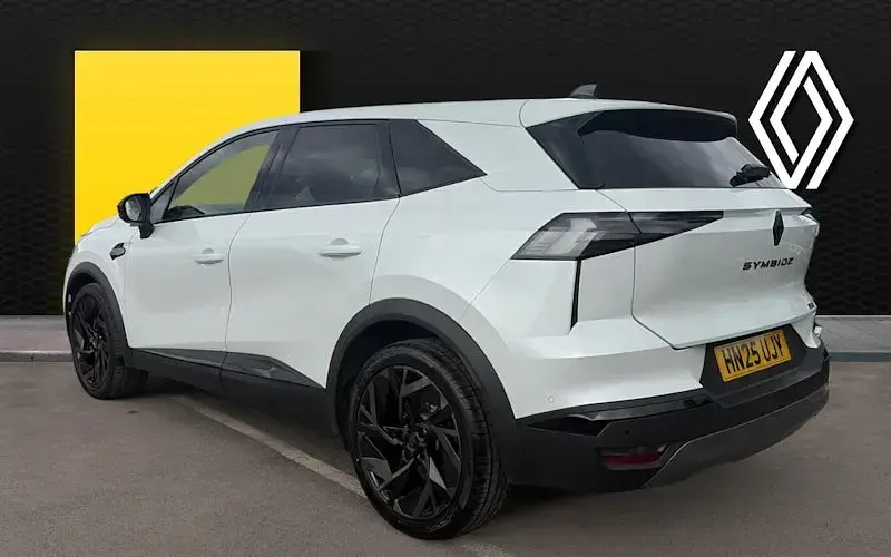 Usado Renault Symbioz Iconic Esprit Alpine 143 HP (105 kW) 2025 Branco SUV