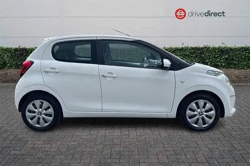 Used Citroën C1 Feel 72 HP (52 kW) 2018 White Hatchback