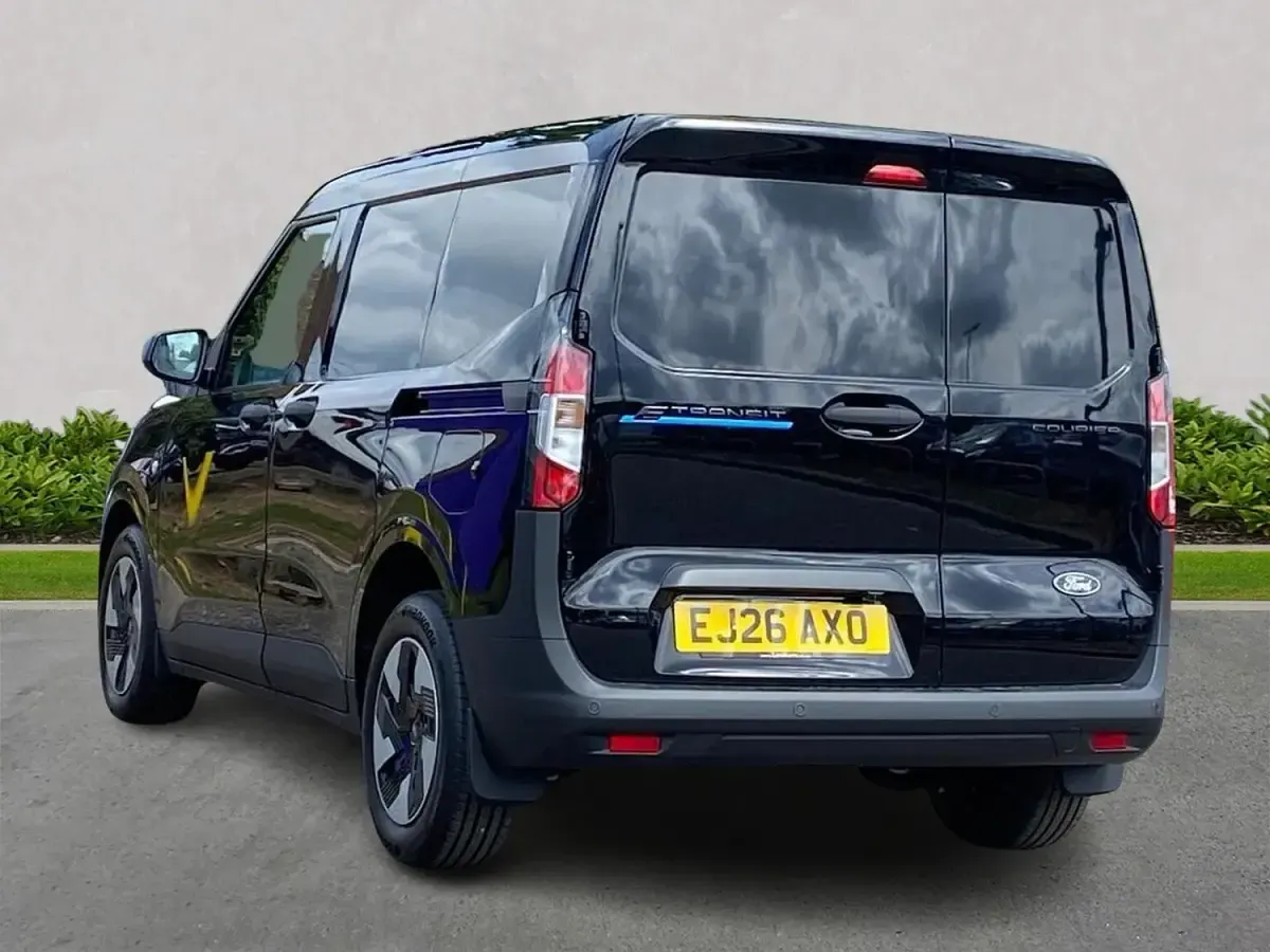Ny Ford Transit Trend 100 kW (136 HK) 2026 Svart Van