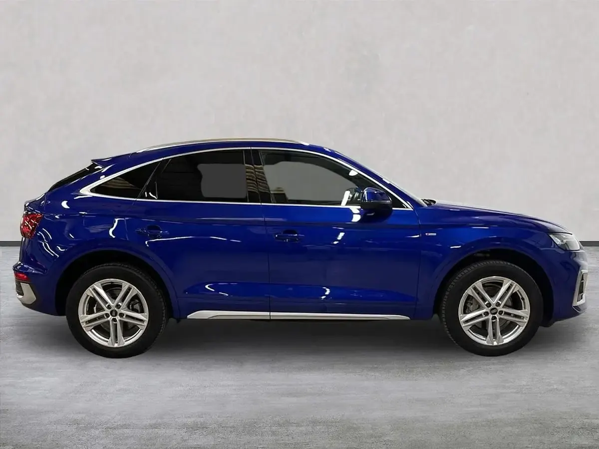 Used Audi Q5 Sportback S-Line 204 HP (150 kW) 2022 Blue SUV