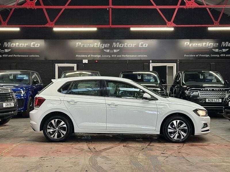 Used VW Polo SE 2018 White Hatchback