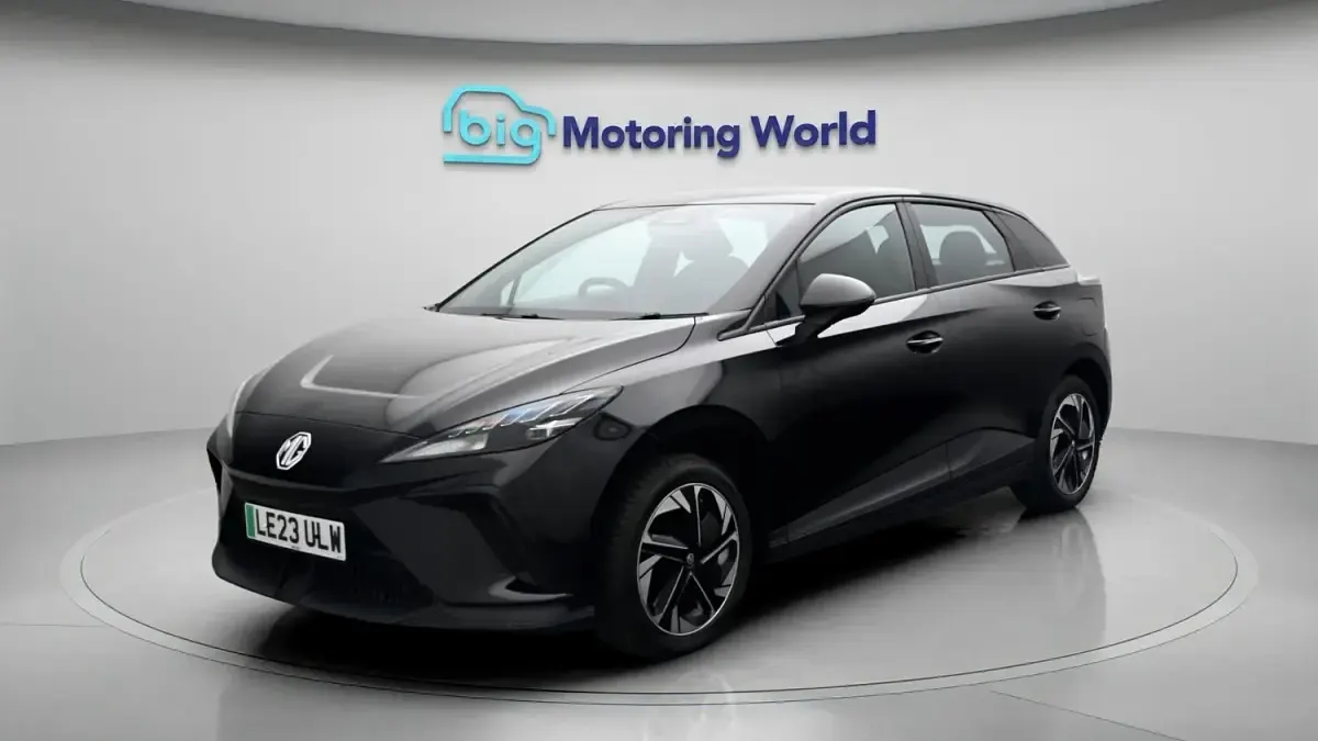 Used MG MG4 EV SE 319 kW (435 HP) 2023 Black Hatchback