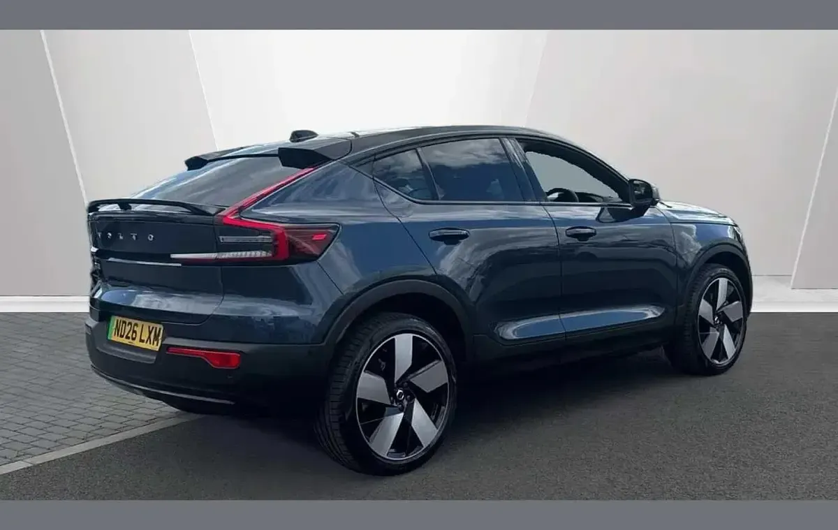 New Volvo EC40 Ultra 182 kW (248 HP) 2026 Blue SUV