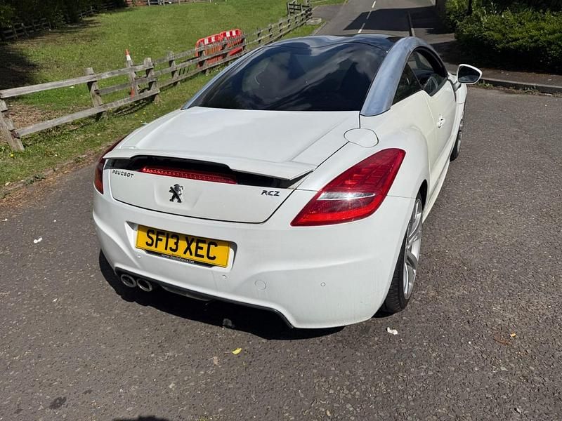 Used Peugeot RCZ GTi 156 HP (114 kW) 2013 White Coupe