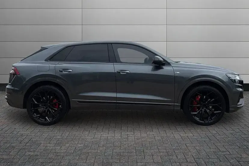 Used Audi Q8 S-Line 282 HP (207 kW) 2019 Daytona grey SUV