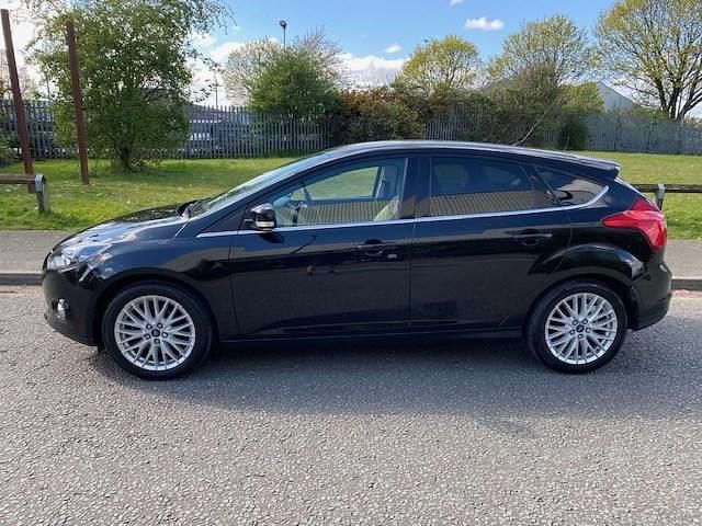 Used Ford Focus Zetec 2012 Black Hatchback